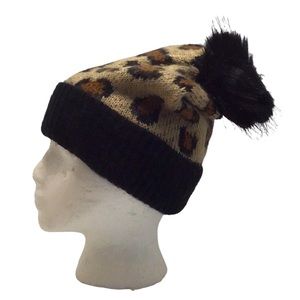 🍄 Torrid Leopard Print Knit Hat NWOT